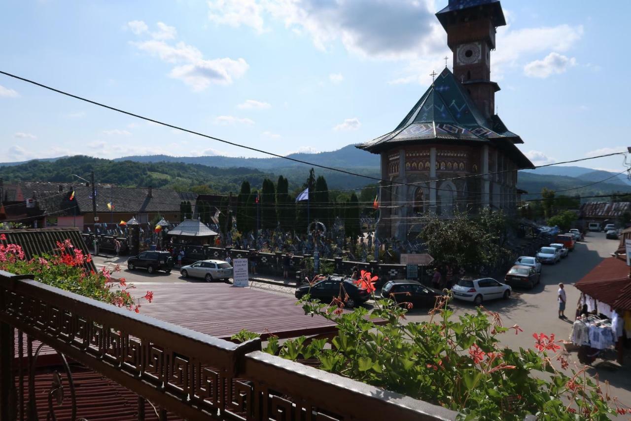 Отель Casa Pop Сэпынца Экстерьер фото
