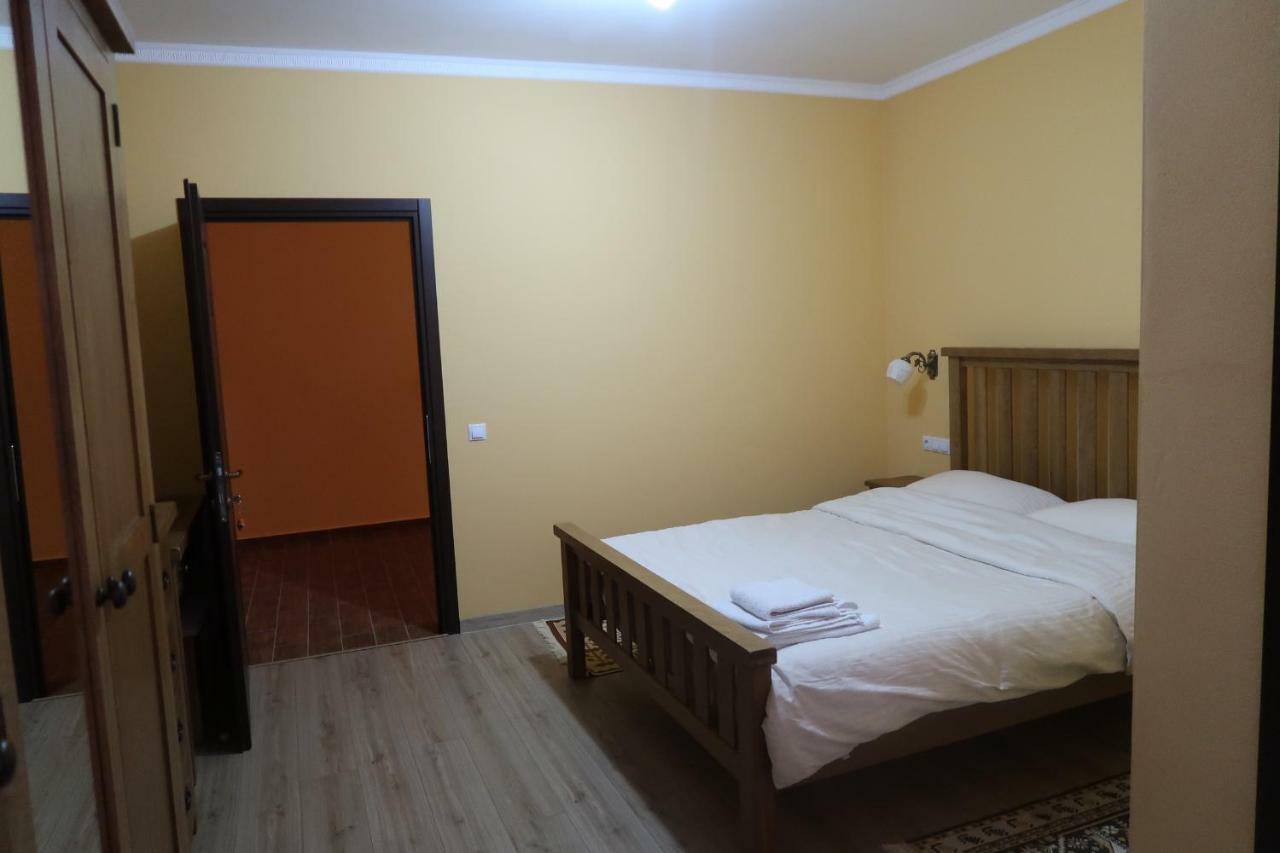 Отель Casa Pop Сэпынца Экстерьер фото